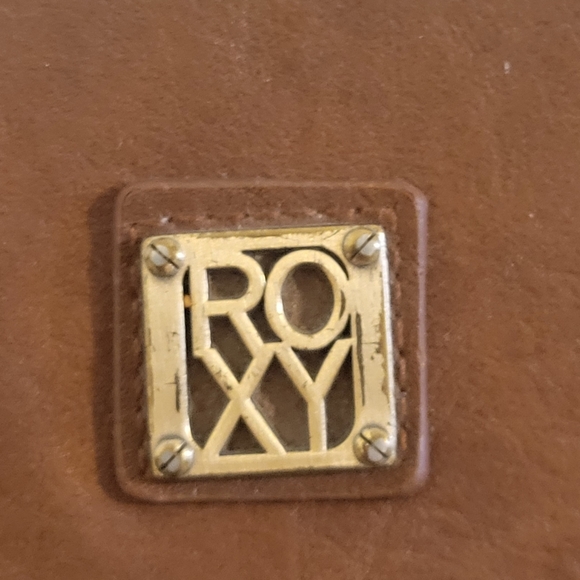 Roxy Tan Leather Wallet - Picture 5 of 5